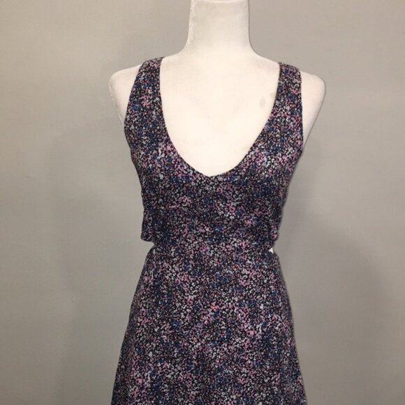 AQUA - PLEATED FLORAL PRINT GOWN - Picture 2 of 8